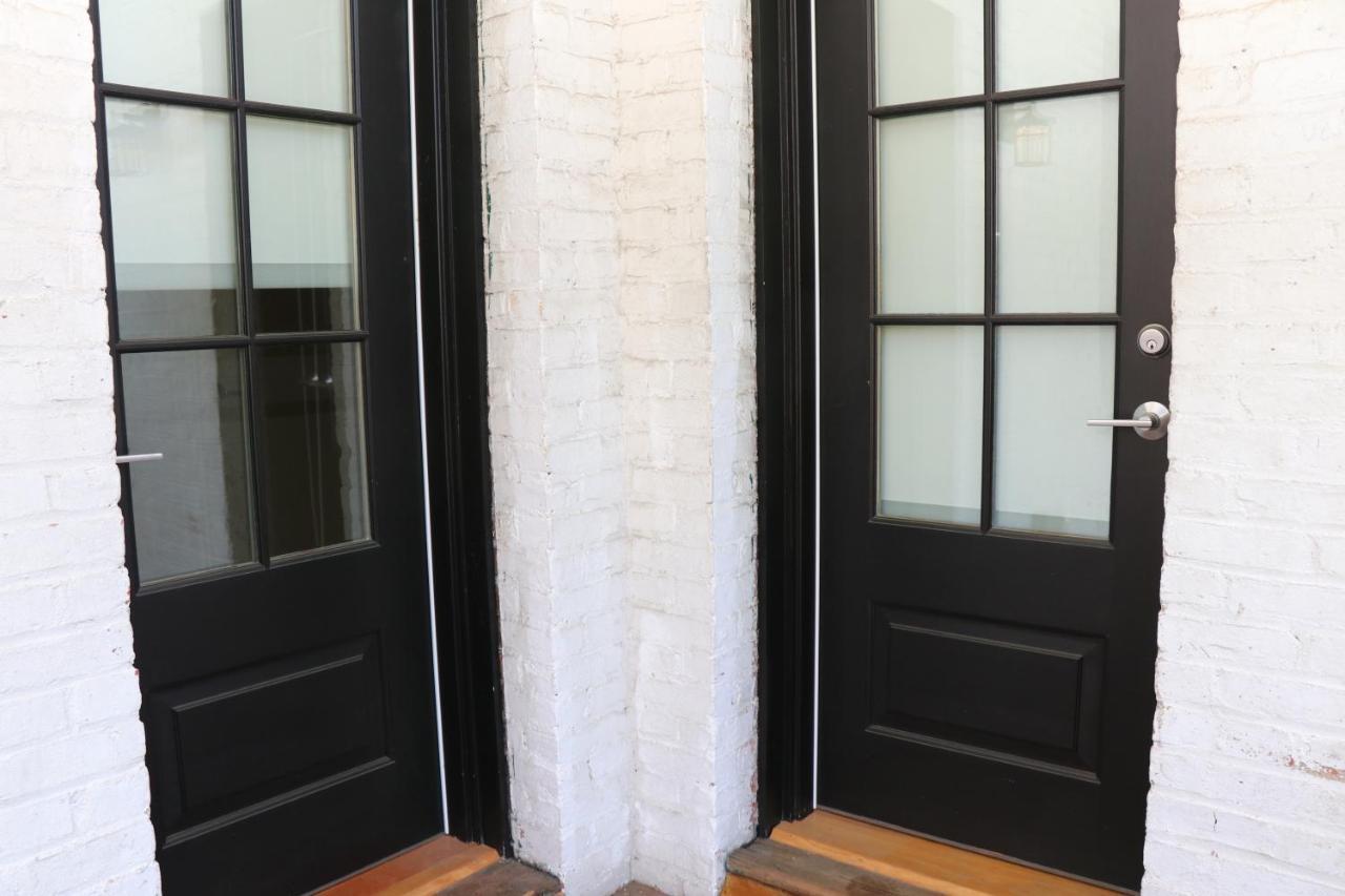 A Stylish Stay W/ A Queen Bed, Heated Floors.. #14 Brookline Exterior foto